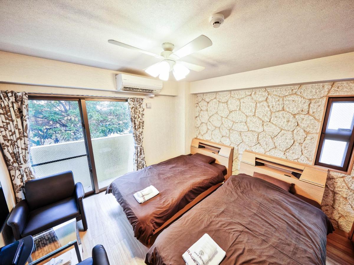 Terrace Resort Chatan West Bagian luar foto