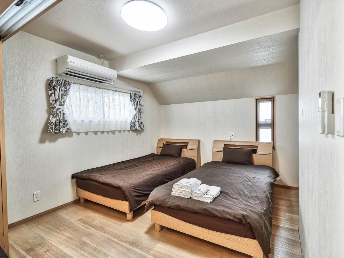 Terrace Resort Chatan West Bagian luar foto