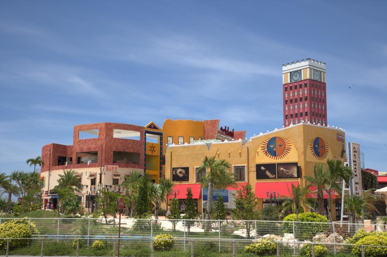 Terrace Resort Chatan West Bagian luar foto
